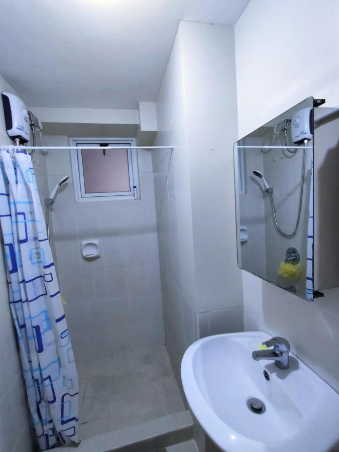 Condo Manila Kültér fotó