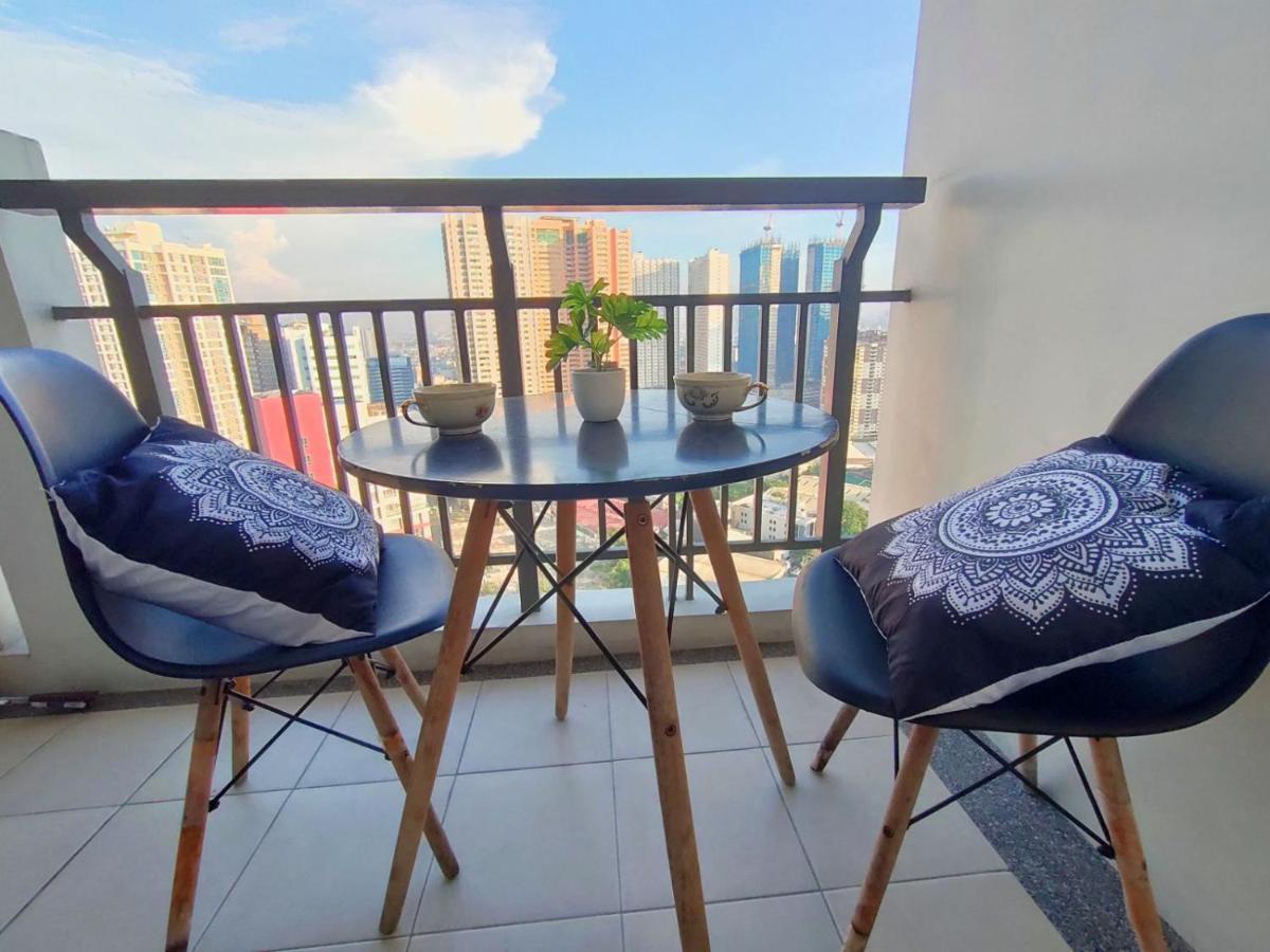 Condo Manila Kültér fotó